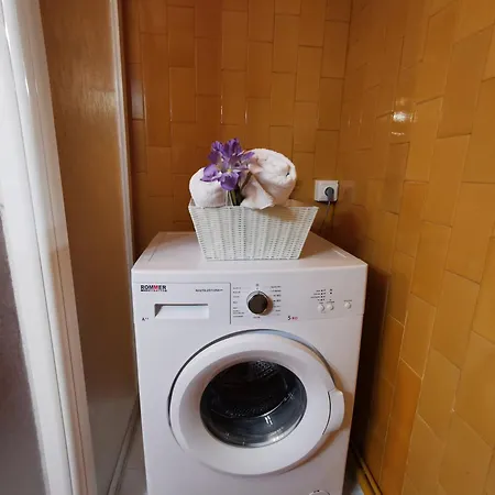 Cosette - Alexandra Mar *